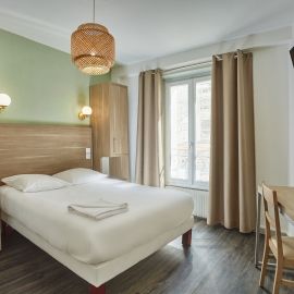 Hipotel Paris Gare du Nord Merryl 